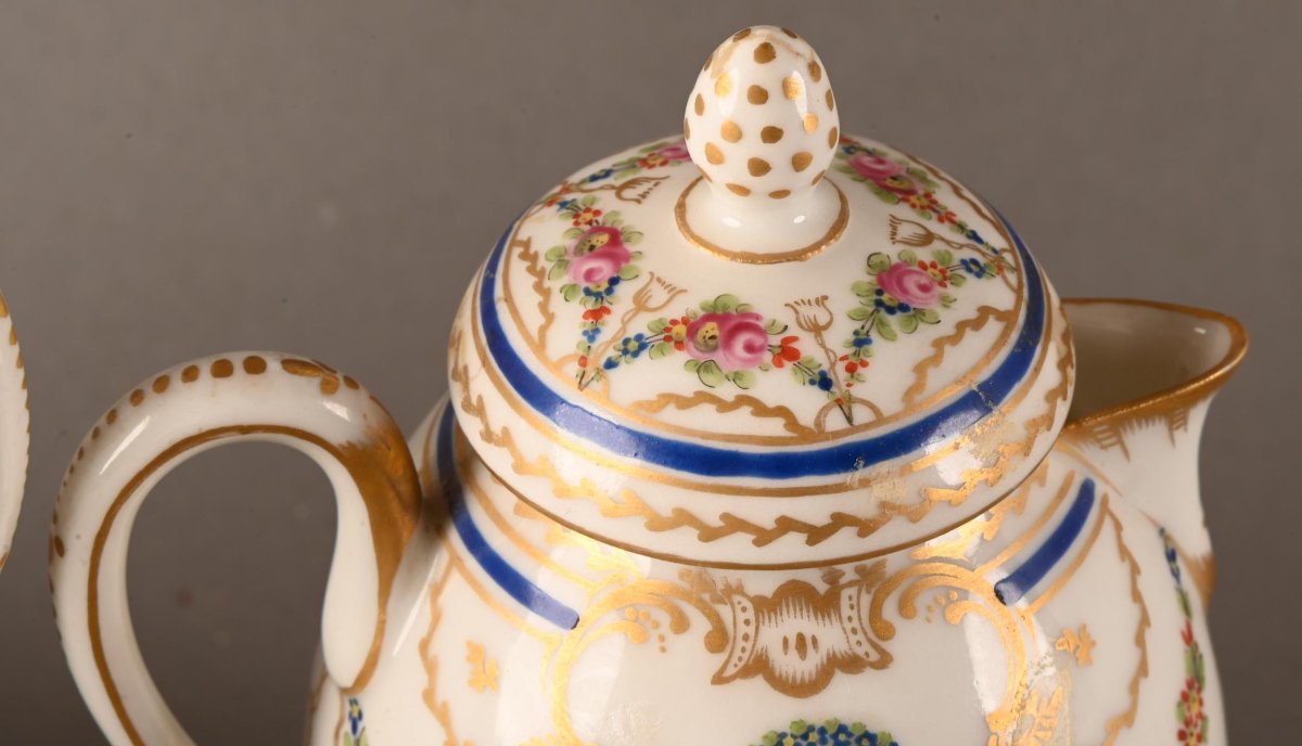 Manufacture De La Reine   Pitcher And Teapot-photo-3
