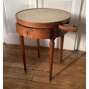 Guéridon estampillé A . COUTURIER  XVIIIème