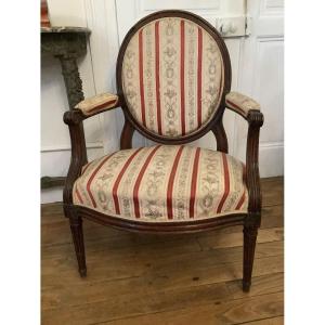 Fauteuil d'époque LOUIS XVI Estampillé JAVOY