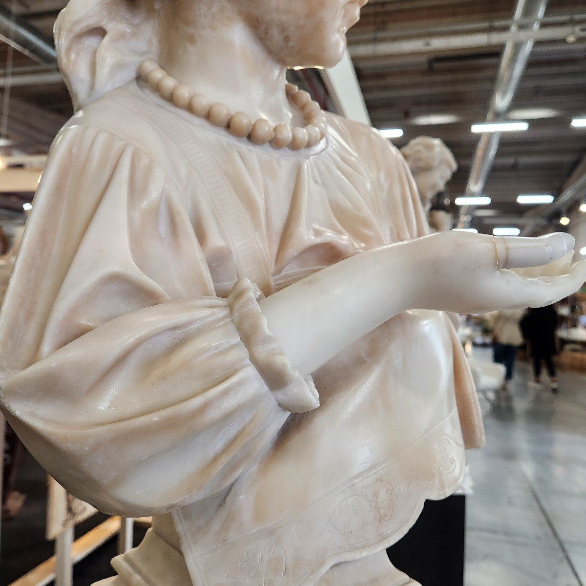 Bust Of A Girl Holding Out Her Hand Alabaster-photo-1