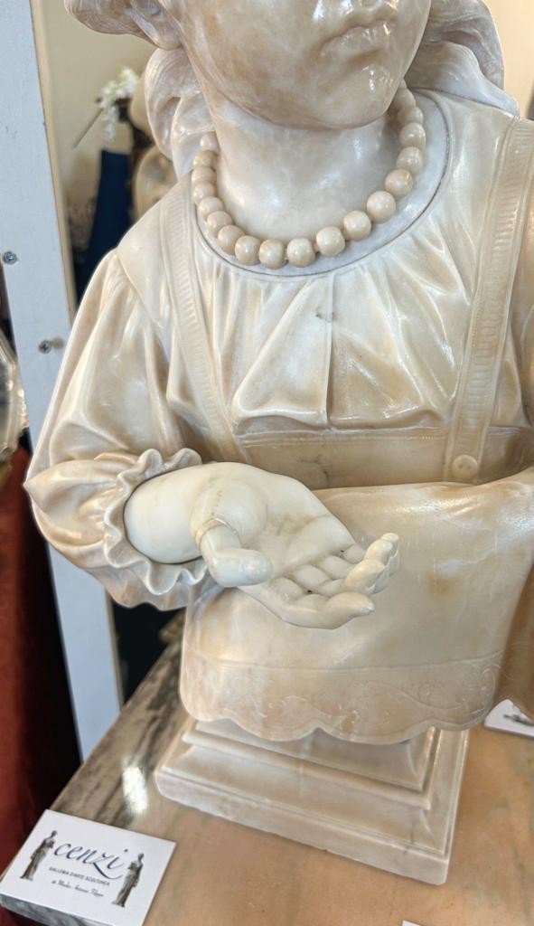 Bust Of A Girl Holding Out Her Hand Alabaster-photo-5