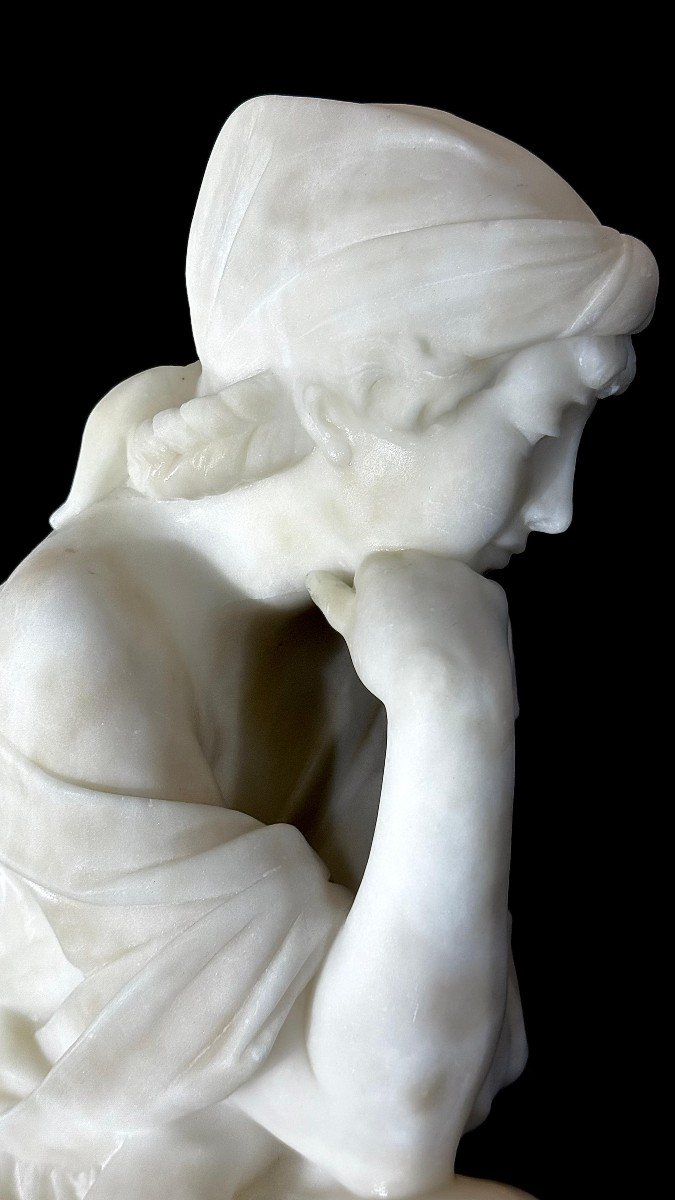 Statue Dame Assise Marbre-photo-3