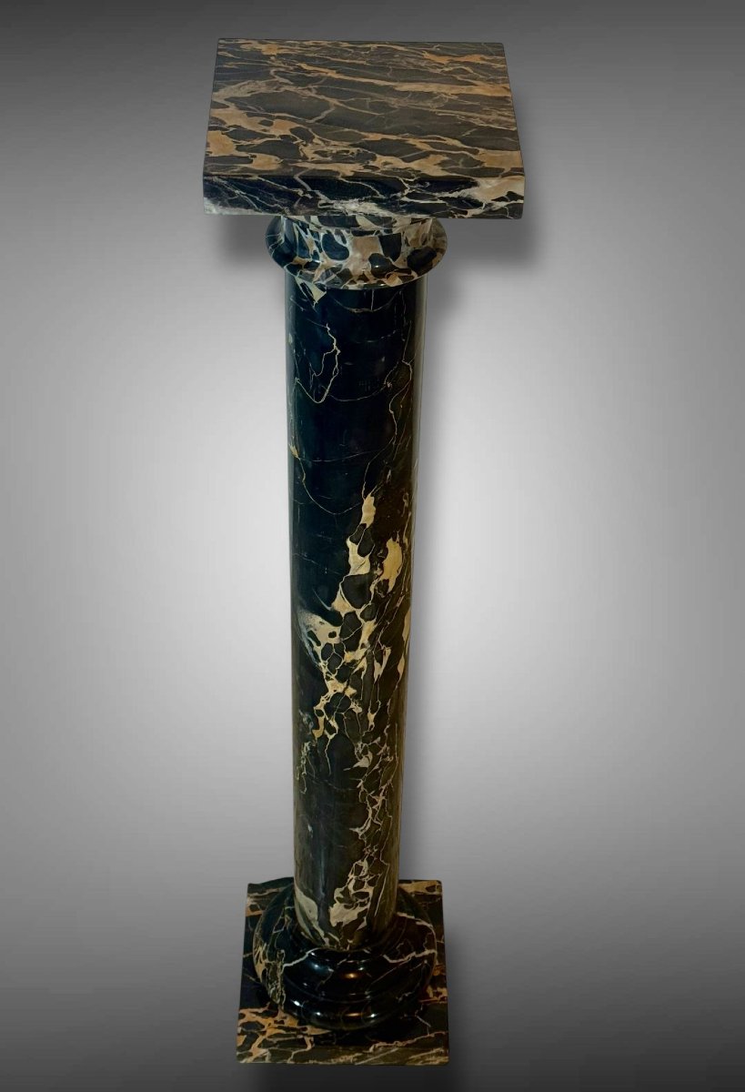 Colonne en marbre noir Portoro-photo-2