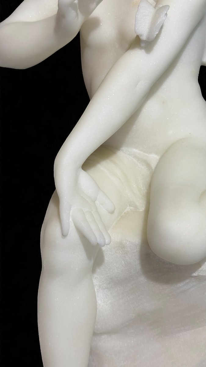 Statue Little Angel Playing With A Butterfly, Carrara Marble, Guglielmo Pugi-photo-4
