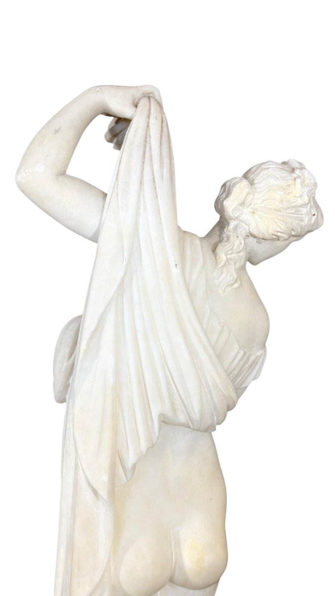 Statue représentant une Vénus Callipyge Carrara Marbre-photo-2
