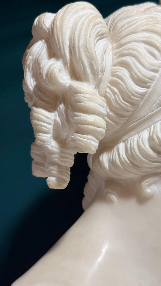 Bust Depicting Venus Italica Based On The Model By Antonio Canova, Carrara Marble -photo-2