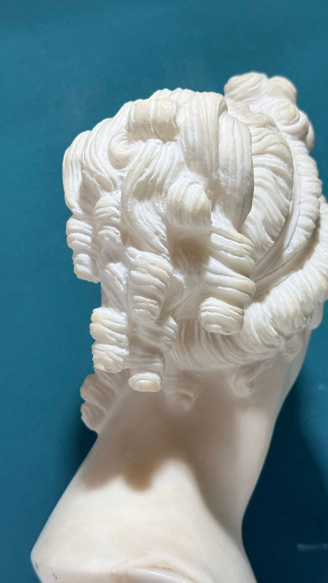 Bust Depicting Venus Italica Based On The Model By Antonio Canova, Carrara Marble -photo-6