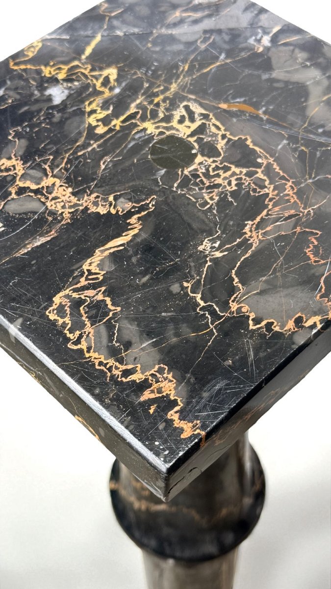 Column In Black Portoro Marble -photo-4