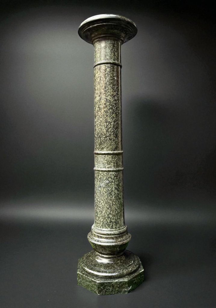 Column/capital In Green Alpi Marble -photo-3