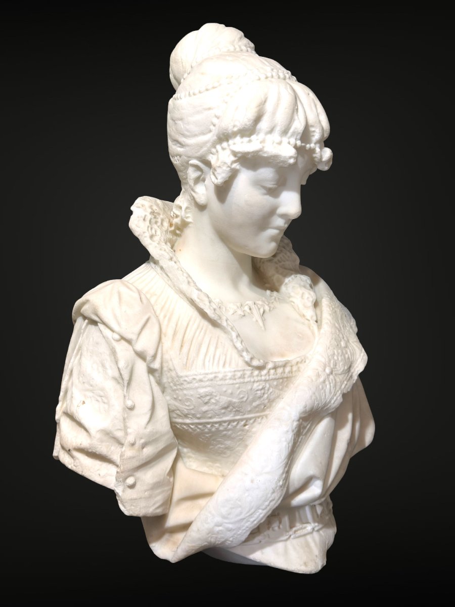 Life Size Bust Renaissance Lady Draped In Fine Fabrics And Jewels Carrara Marble -photo-3