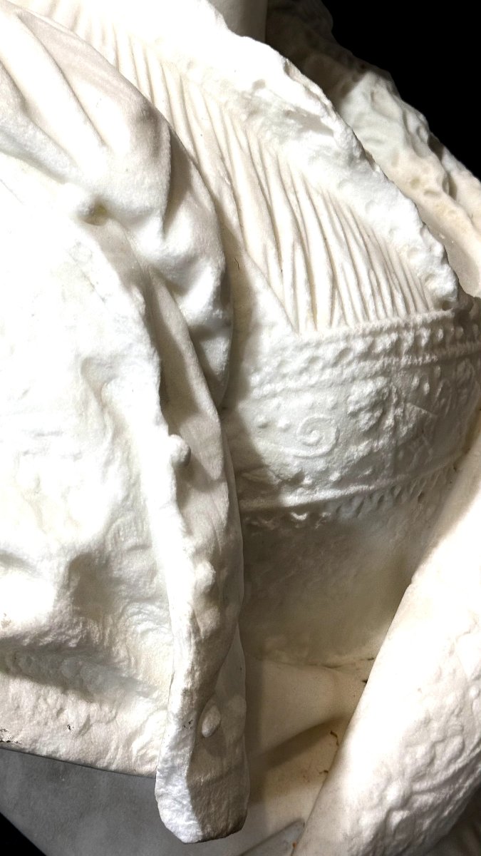 Life Size Bust Renaissance Lady Draped In Fine Fabrics And Jewels Carrara Marble -photo-3