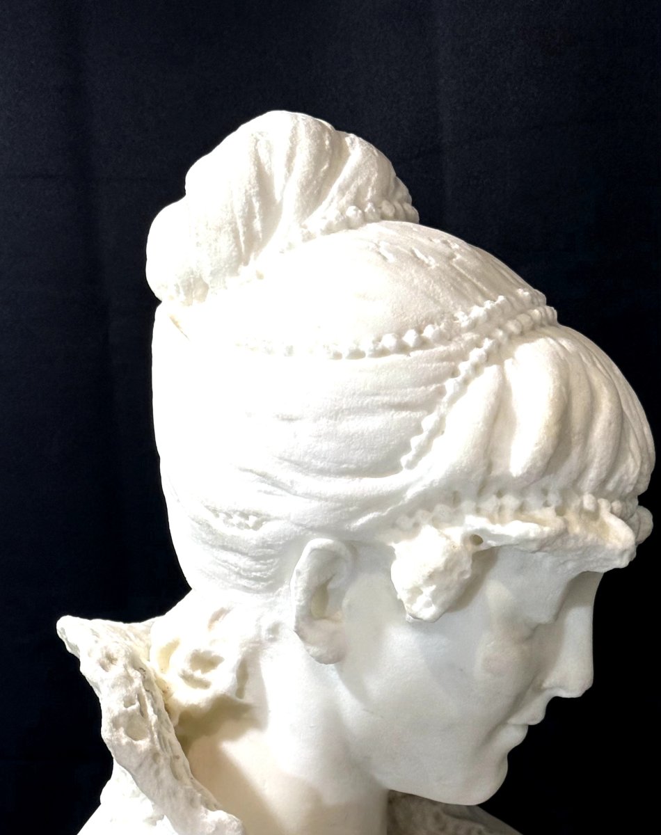 Life Size Bust Renaissance Lady Draped In Fine Fabrics And Jewels Carrara Marble -photo-4