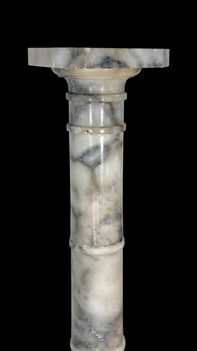 Column In Arabescato Marble -photo-2