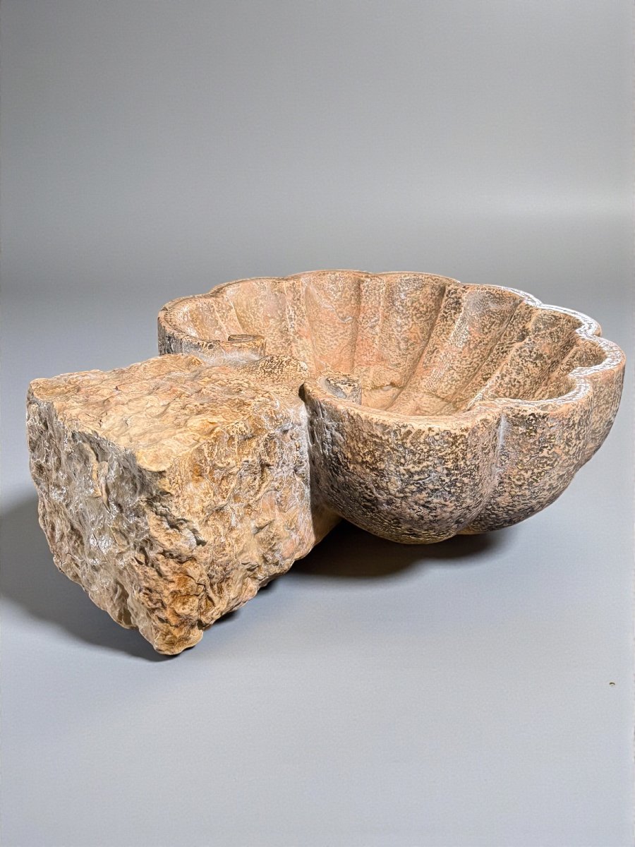 Vase coquillage/Bénitier antique, une œuvre d'art sculptée à la main, Marbre Rouge Verona -photo-4