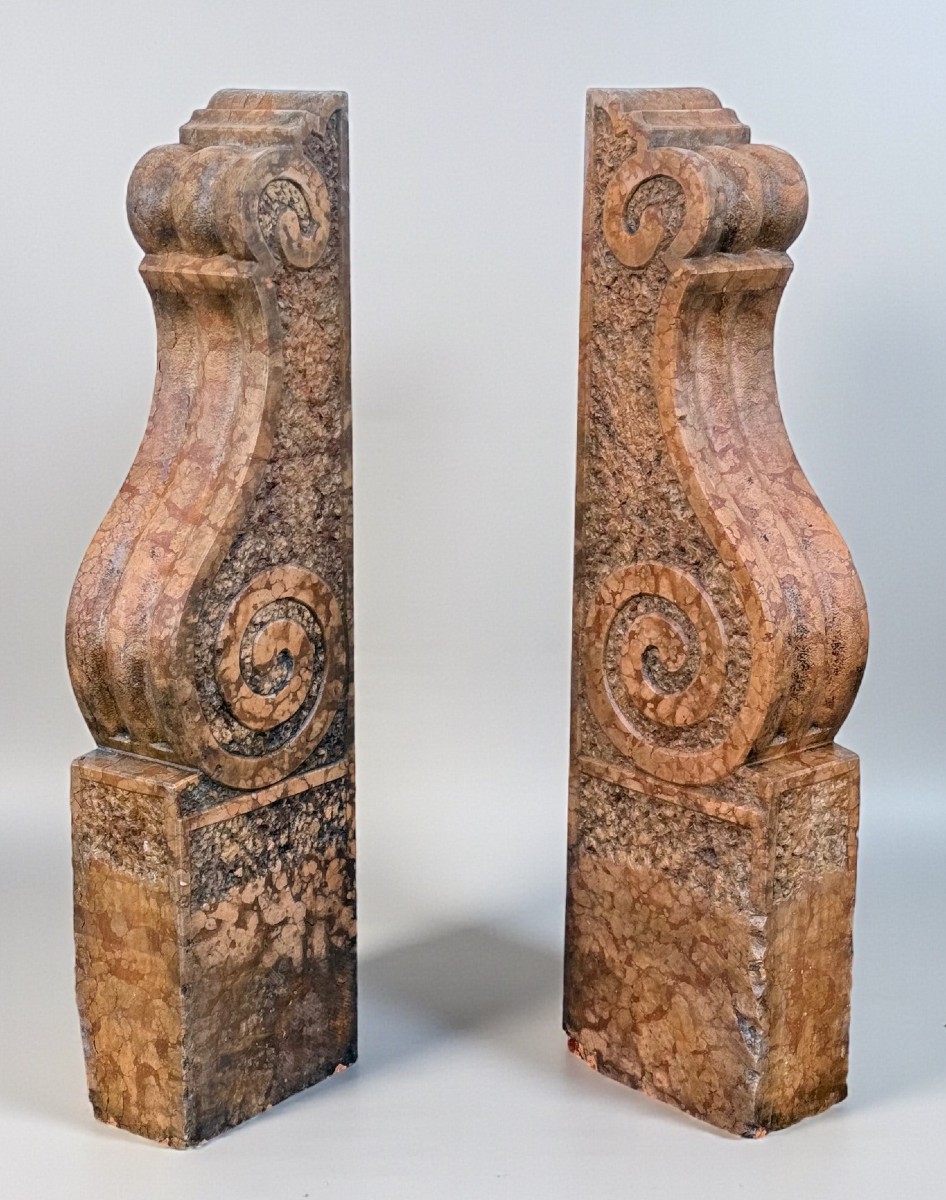 Paire de éléments Architecturaux, Marbre Rouge Verona, 18° siècle 