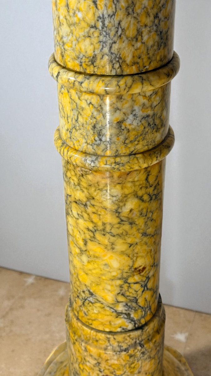 Chapiteau en marbre jaune Arabescato-photo-2