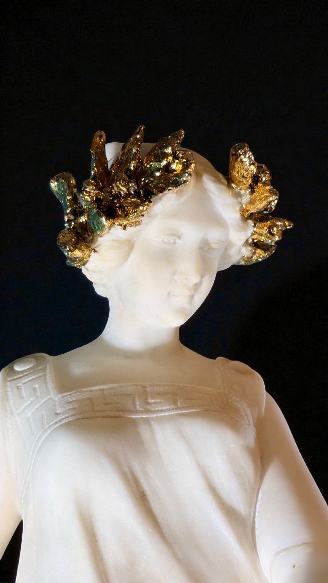 Statue représentant une dame jouant de la lyre Mabre -photo-4