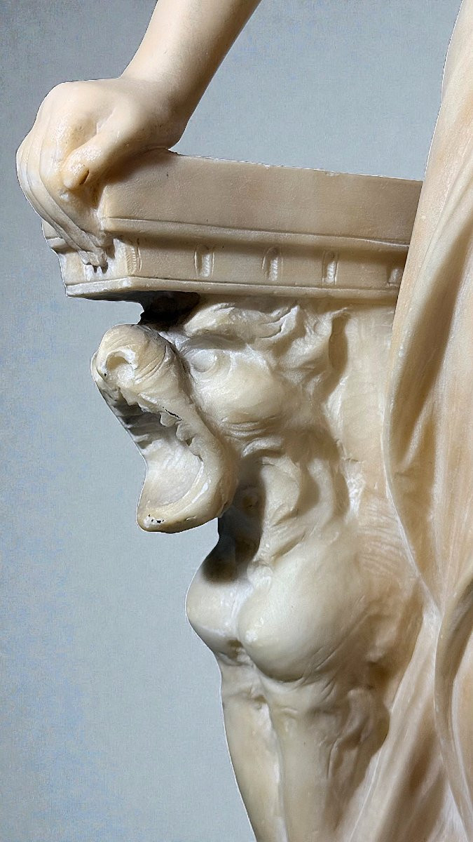 Statue Nymphe nue se reposant près d'une fontaine avec Colonne en Marbre -photo-3