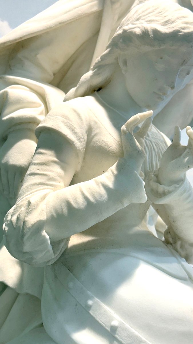 Statue Romeo And Giulietta In White Statuary Carrara Marble -photo-1