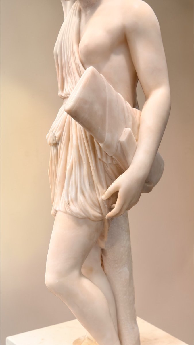 Statue Aphrodite Guerrière détails en feuille d'or 24 carats Marbre Carrara,  Frilli -photo-2