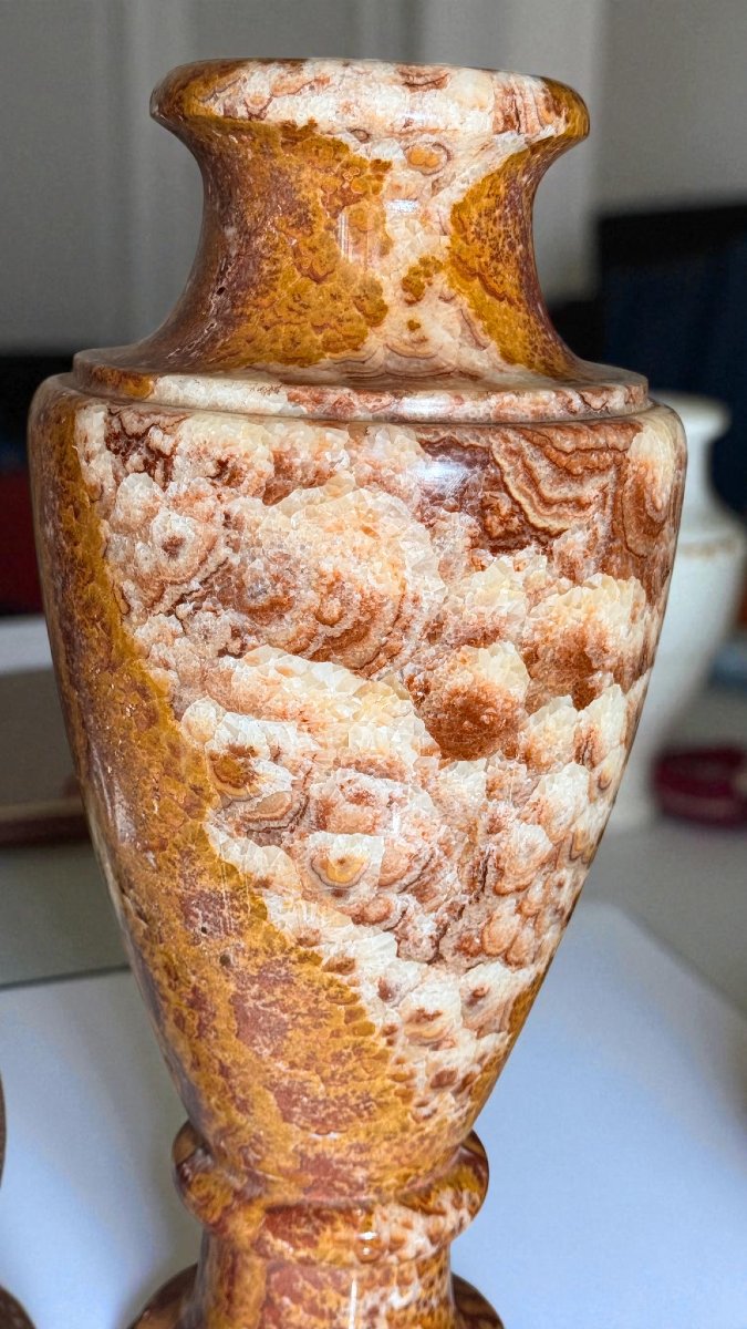 Vases en marbre rouge-photo-3