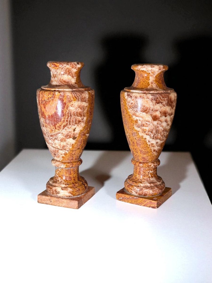 Vases en marbre rouge-photo-4