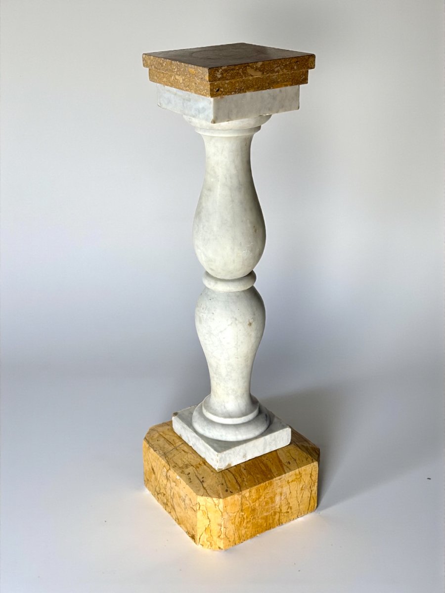 Colonne/Chapiteau architectural en Marbre blanc statuaire de Carrare et Marbre jaune-photo-2