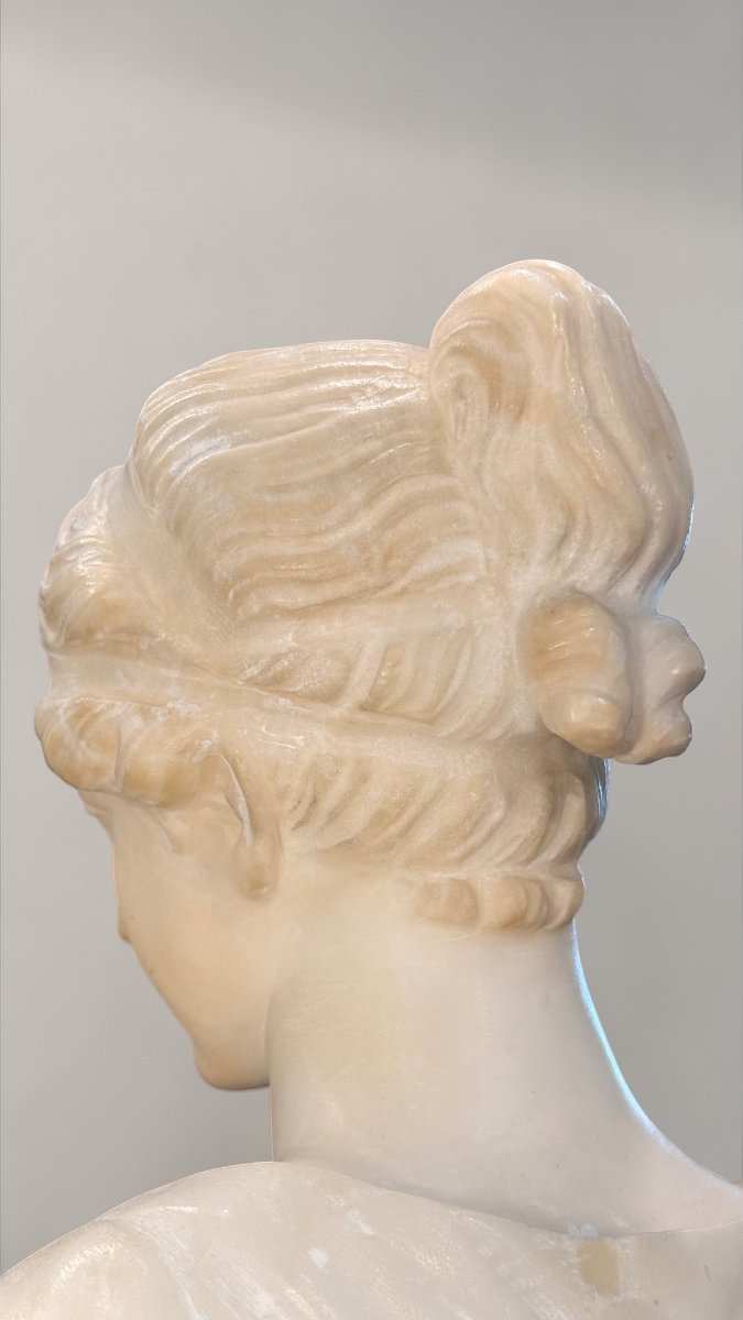 Statue Depicting Greek Goddess Hebe -photo-2