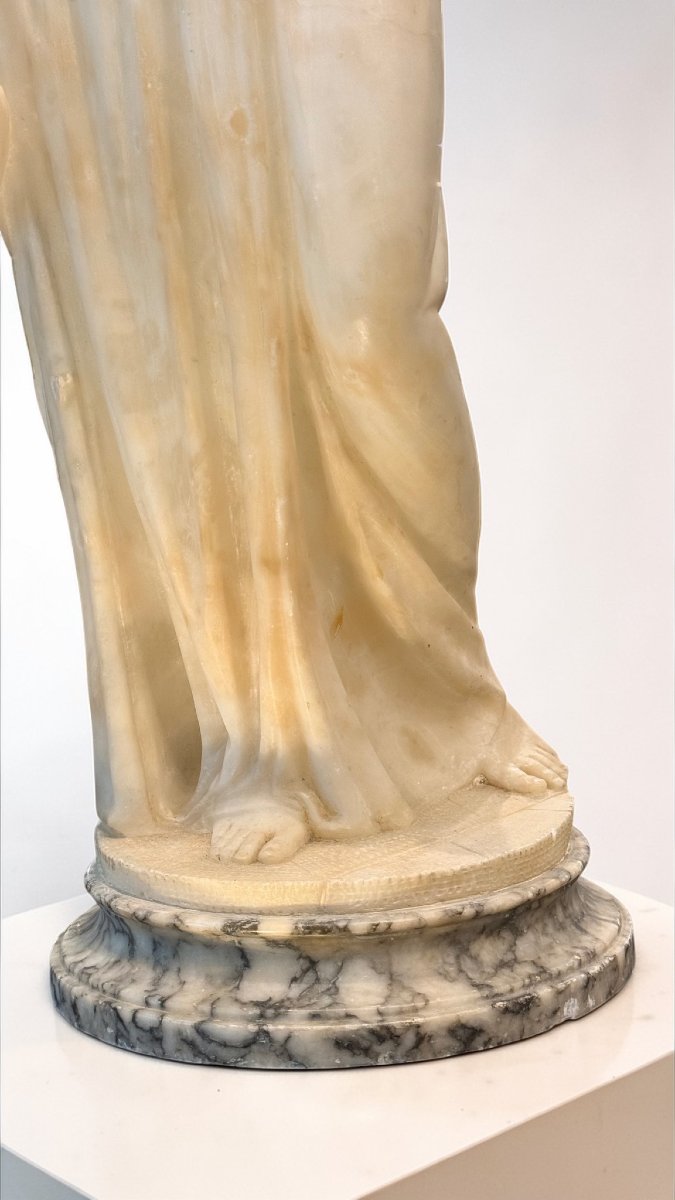 Statue Depicting Greek Goddess Hebe -photo-4