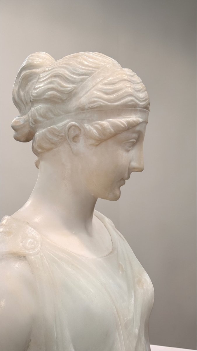 Statue Depicting Greek Goddess Hebe -photo-7