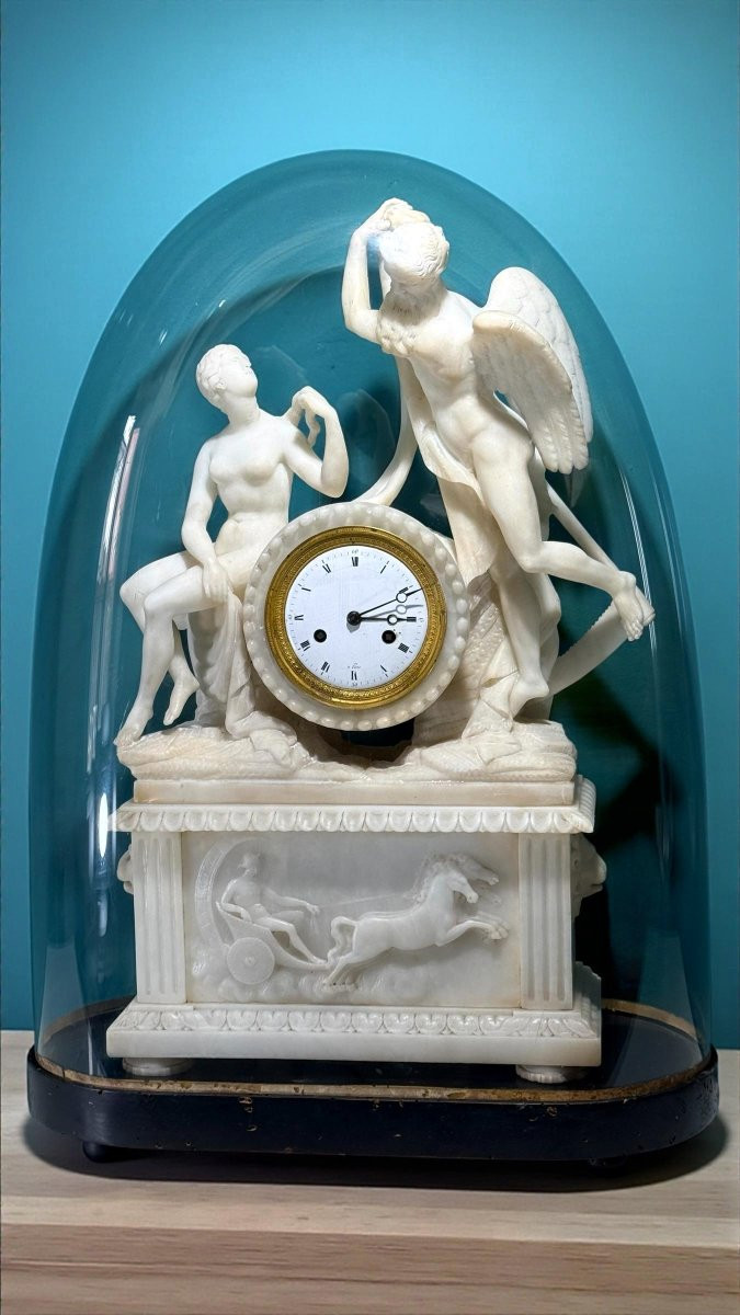 Horloge néoclassique ornée de sculptures mythologiques en marbre-photo-3