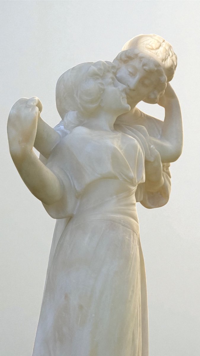 Groupe sculptural représentant deux enfants dansant Marbre-photo-4