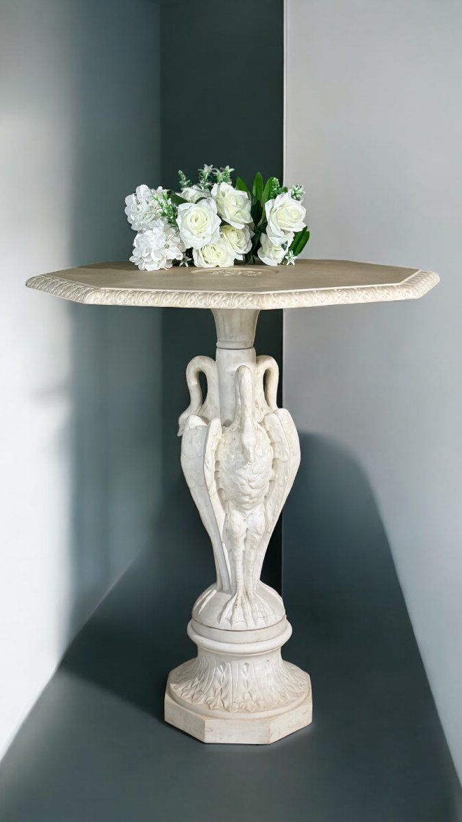 Guéridon octogonale sur piédestal ornée de cygnes Marbre Blanc Statuaire de Carrare -photo-7