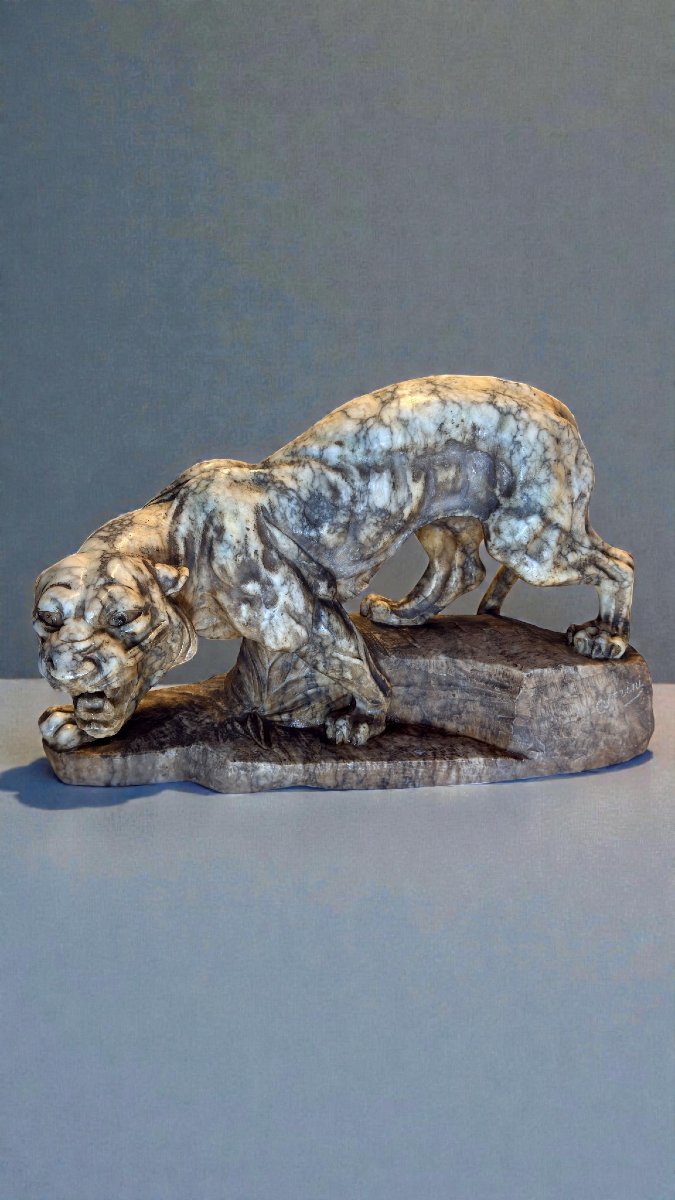 Tigre rugissant, sculpté entièrement à la main dans du marbre jaune arabesque-photo-4