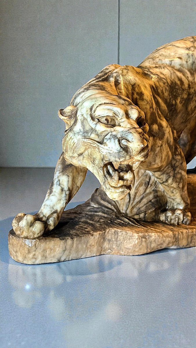 Tigre rugissant, sculpté entièrement à la main dans du marbre jaune arabesque-photo-5