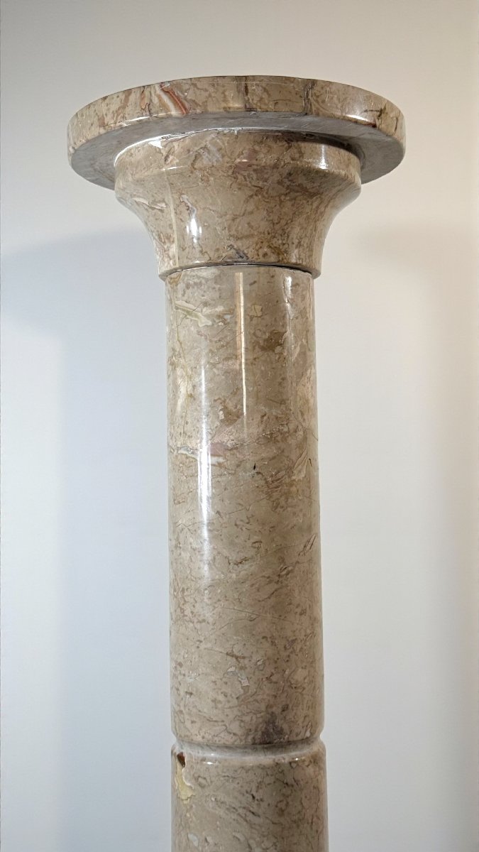 Colonne en marbre beige-photo-3