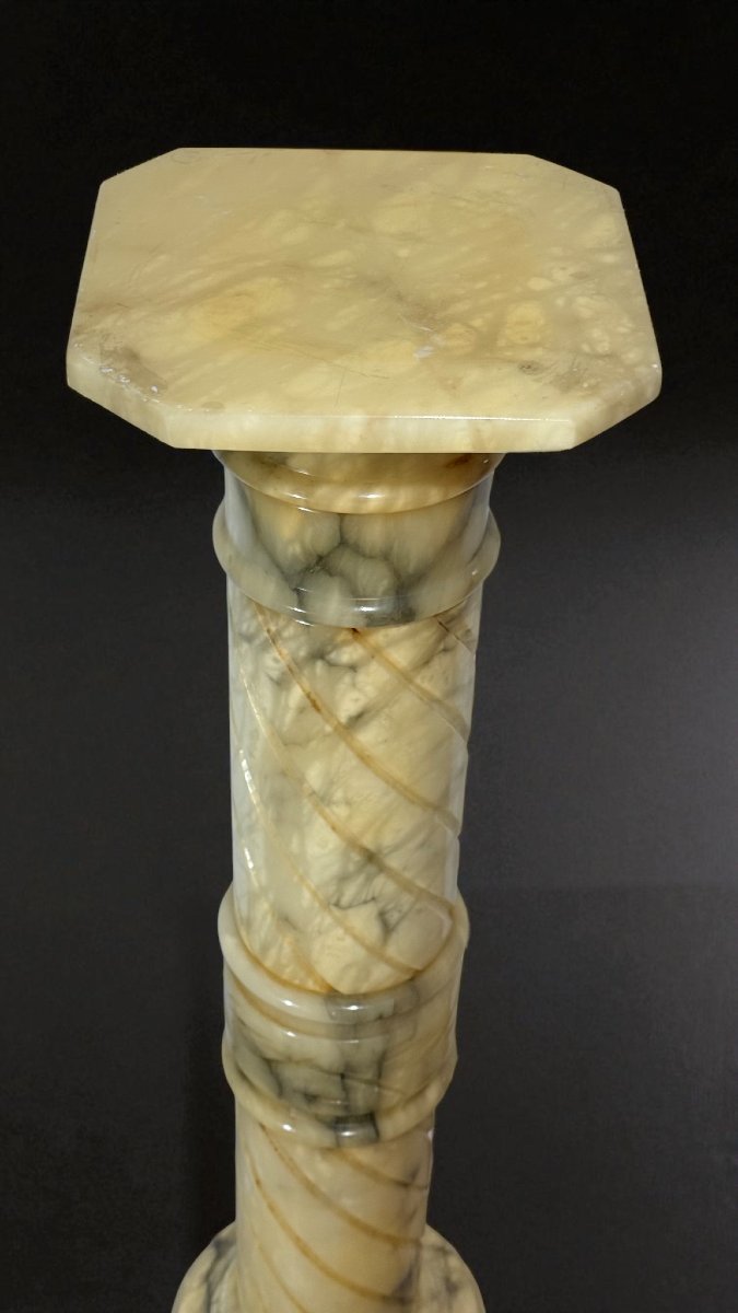 Chapiteau en marbre jaune Arabescato-photo-4