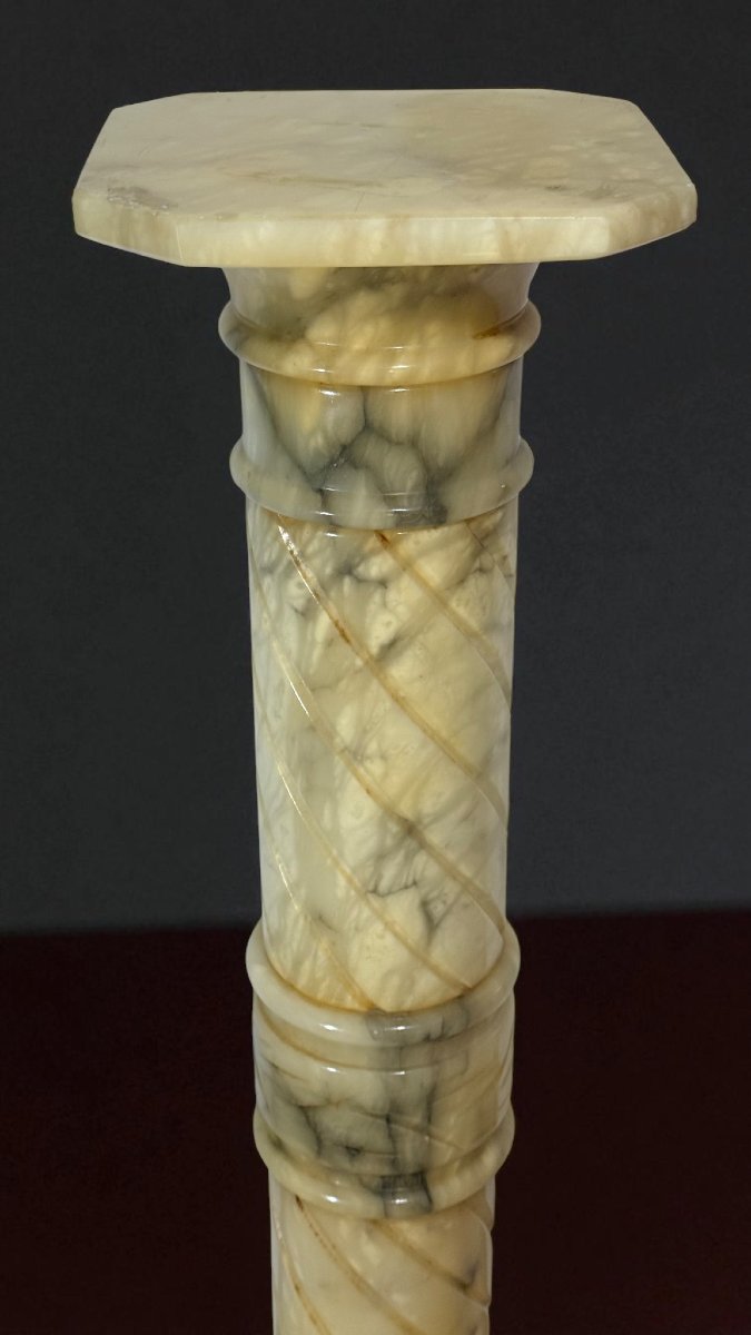 Chapiteau en marbre jaune Arabescato-photo-5