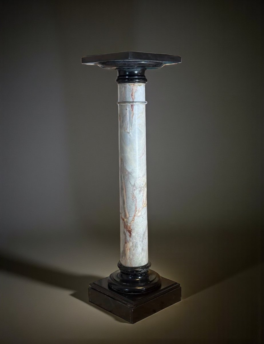 Colonne/Chapiteau en marbre bréchique et marbre noir-photo-3