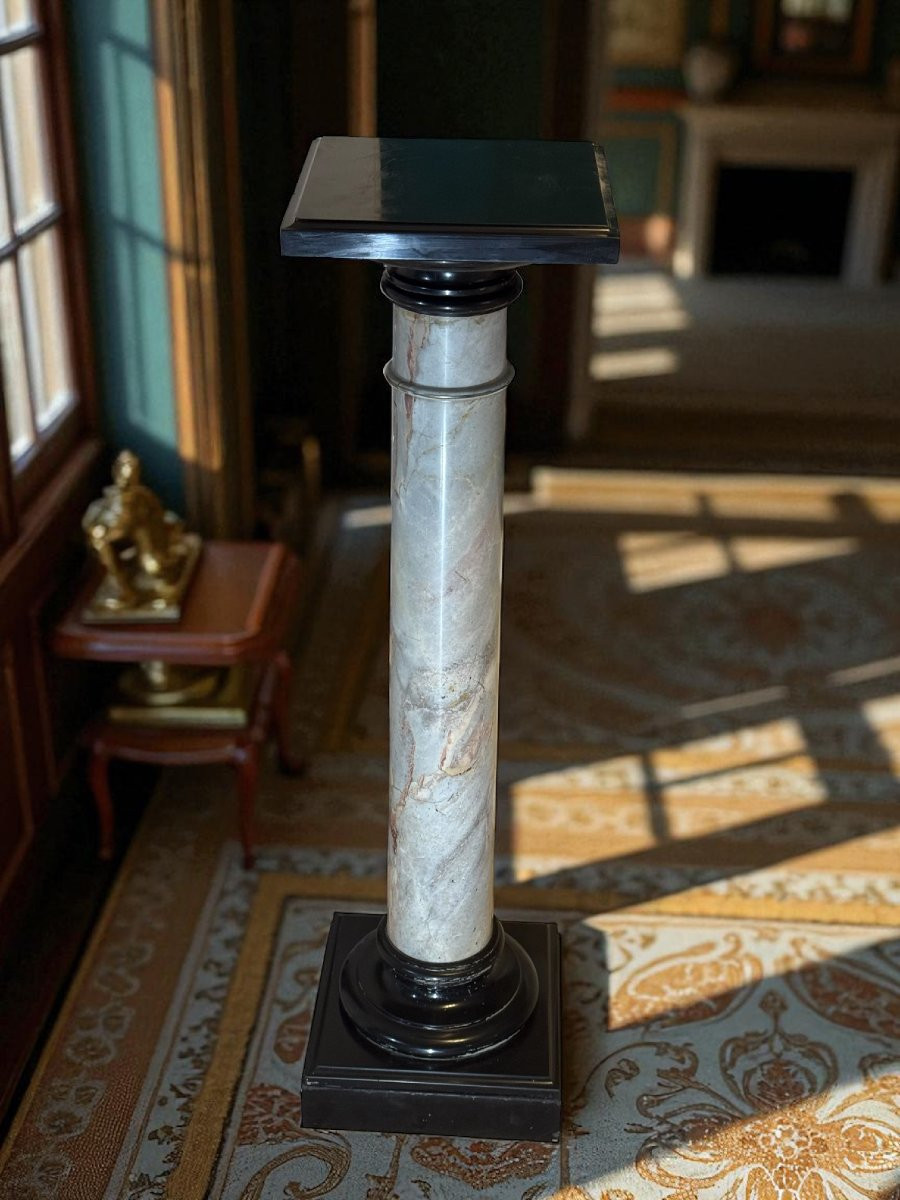 Colonne/Chapiteau en marbre bréchique et marbre noir-photo-4