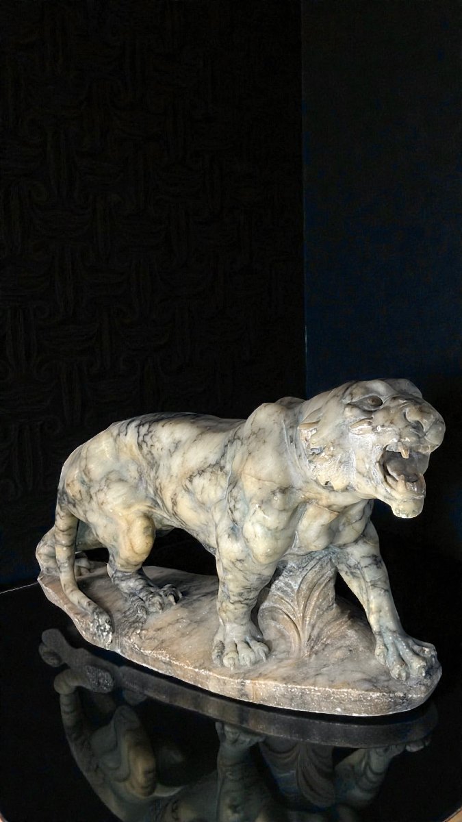 Tigre rugissant, sculpté entièrement à la main dans du marbre arabesque-photo-8
