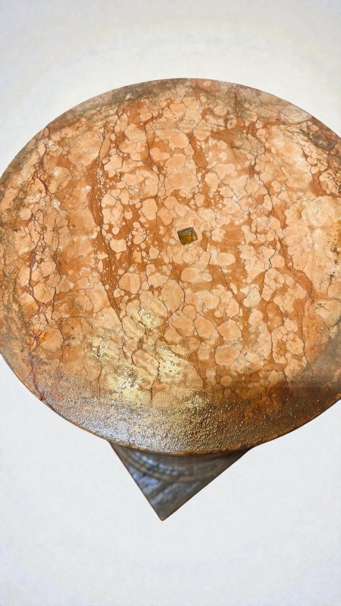 Pair Of Great Architectural Capitals/columns Sculpted Entirely By Hand In Red Verona Marble -photo-1