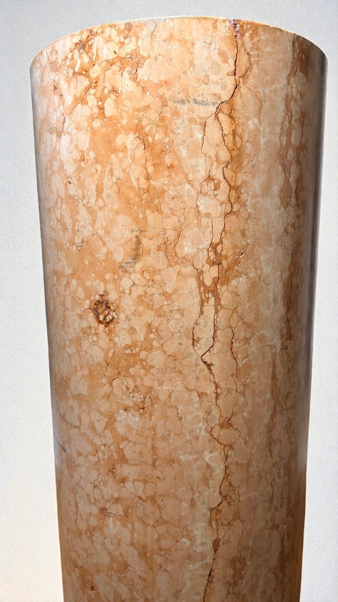 Pair Of Great Architectural Capitals/columns Sculpted Entirely By Hand In Red Verona Marble -photo-5