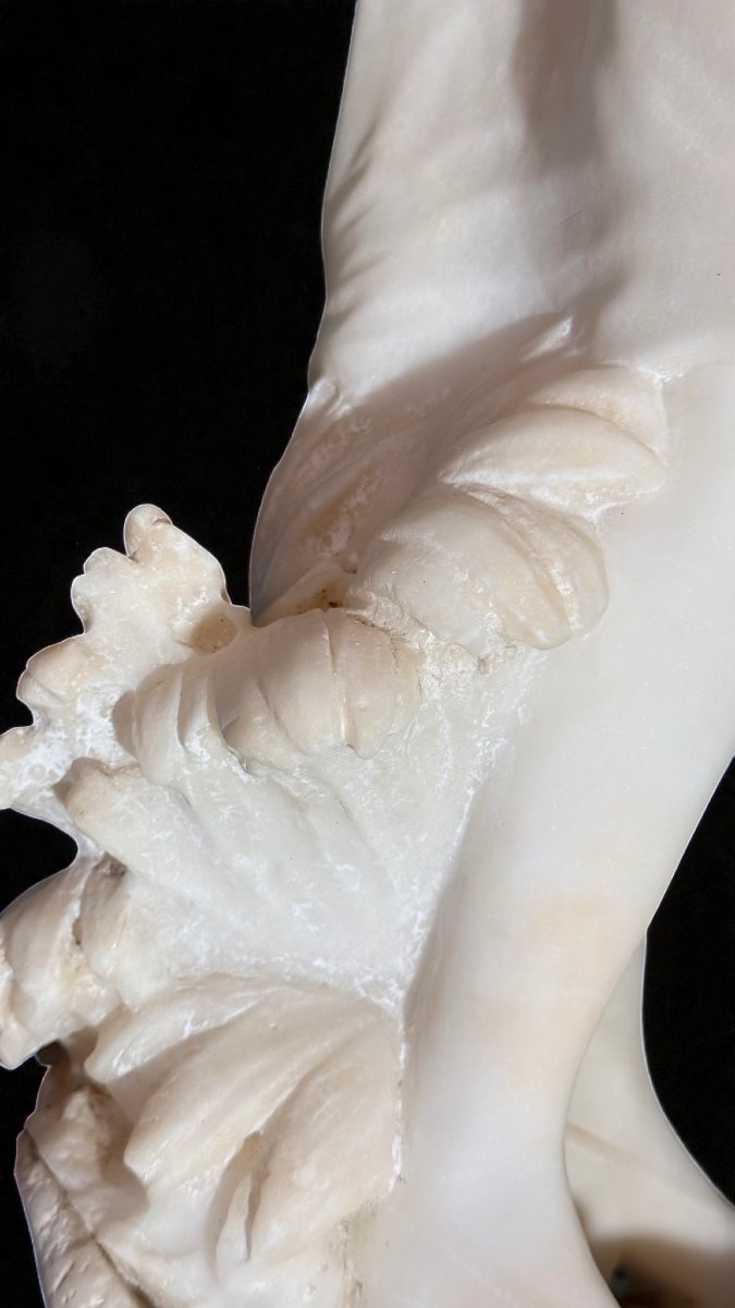 Statue Depicting Colombina In Marble -photo-3