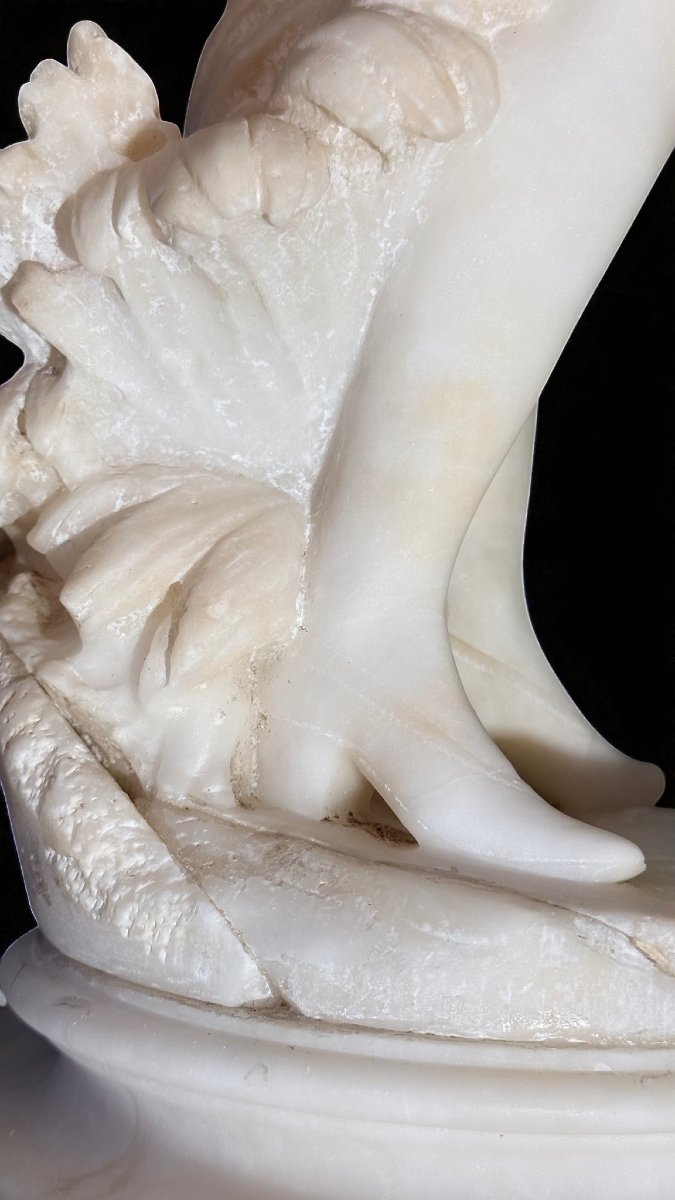 Statue Depicting Colombina In Marble -photo-6