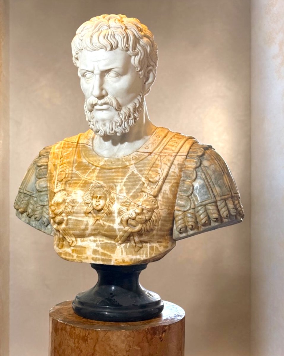 Buste monumental d'empereur romain, sculpté à la main dans des Marbres très rare-photo-2
