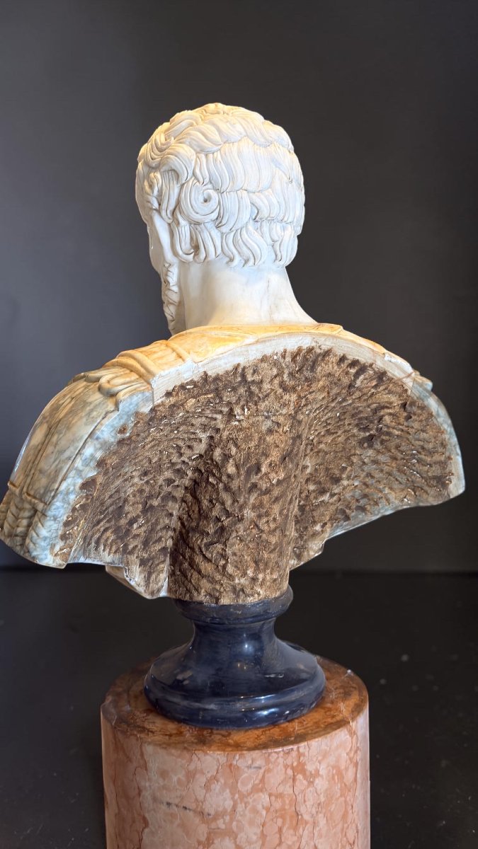 Buste monumental d'empereur romain, sculpté à la main dans des Marbres très rare-photo-3