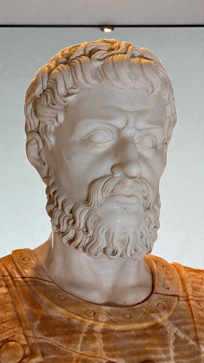 Buste monumental d'empereur romain, sculpté à la main dans des Marbres très rare-photo-5