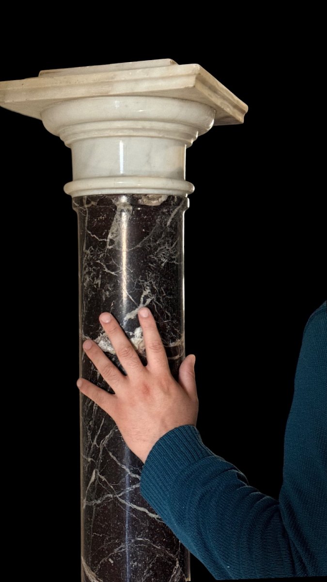 Monumental Column/capital In Purple Marble And White Statuary Carrara Marble -photo-3