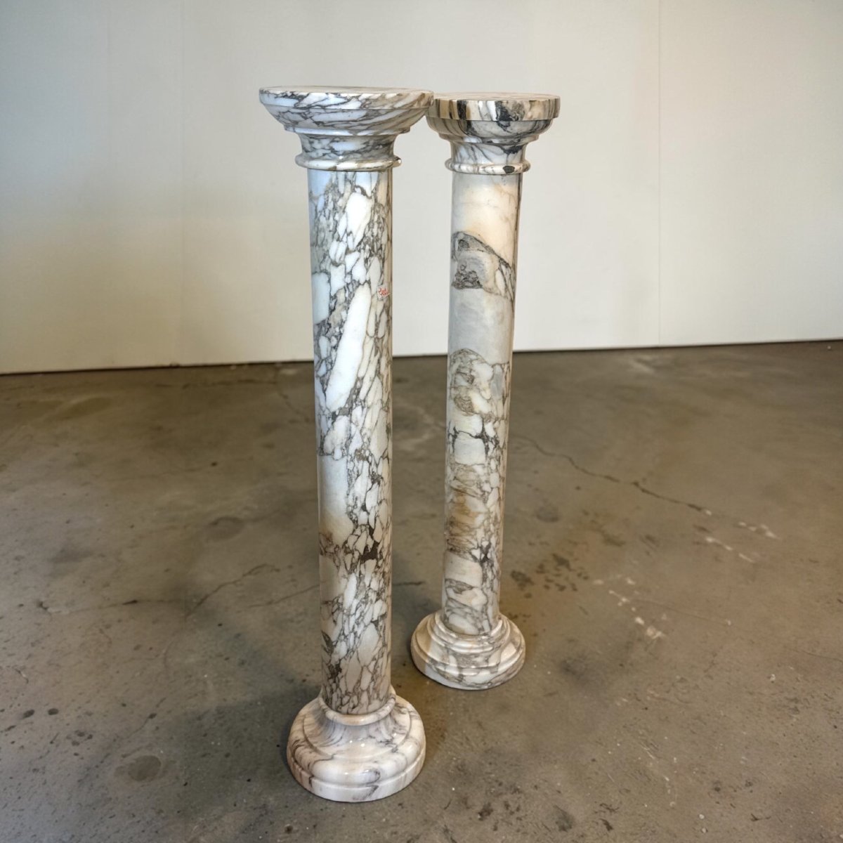 Pair Of Column In Calacatta Gold Marble -photo-7